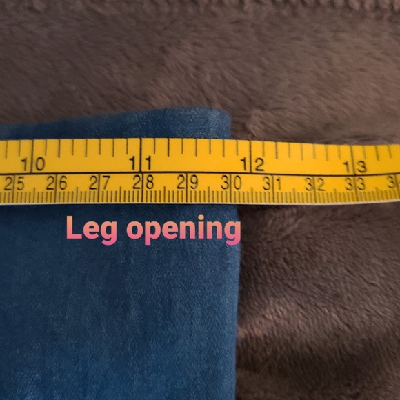 🦇2/$15-Vibrant jeans - Picture 11 of 16